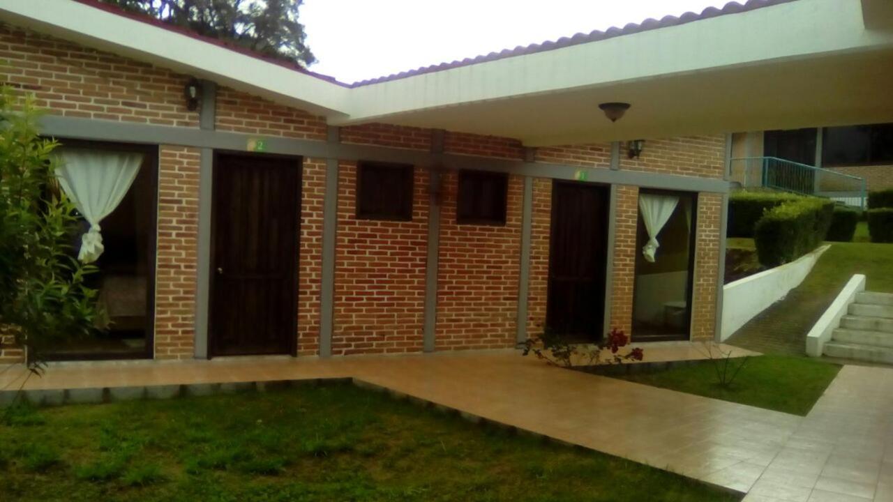 Hôtel Cabanas Entrada A La Sierra à Zacapoaxtla Extérieur photo